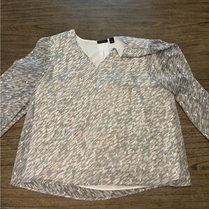 Halogen Gray and White Patterned Blouse